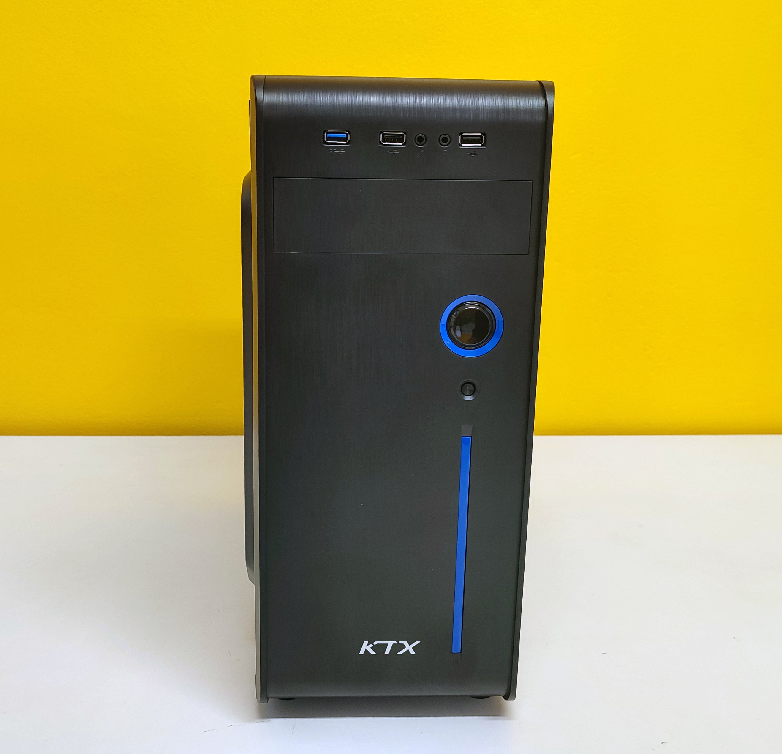 PC Assemblato Comet Computers Parts | Intel Core i5-10400F 6Cores | Ram 16Gb | SSD M.2 NVME 500GB + 10Tb | Nvidia GT730 2Gb | WiFi | Windows 11 Pro Il PC perfetto per qualsiasi uso PC Assemblato Comet Computers Parts | Intel Core i5-10400F 6Cores | Ram 16Gb | SSD M.2 NVME 500GB + 10Tb | Nvidia GT730 2Gb | WiFi | Windows 11 Pro Il PC perfetto per qualsiasi uso
